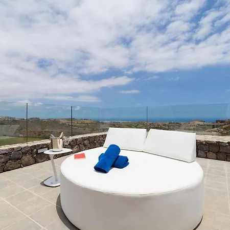 Villa Calm Ocean Views By Infinity Summer