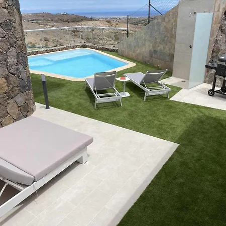 Calm Ocean Views By Infinity Summer Villa
